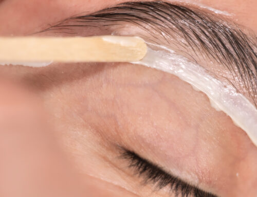 Eyebrow Shaping: Waxing vs Threading